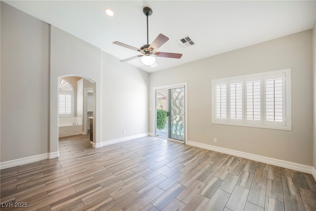 3882 Genoa Drive Property Photo 12