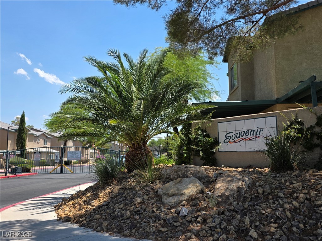 5266 Souvenir Lane Property Photo 1