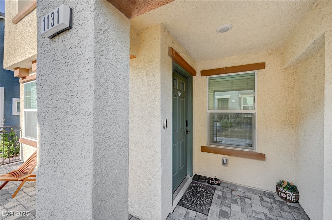 1131 Ruby Sparrow Street Property Photo 2