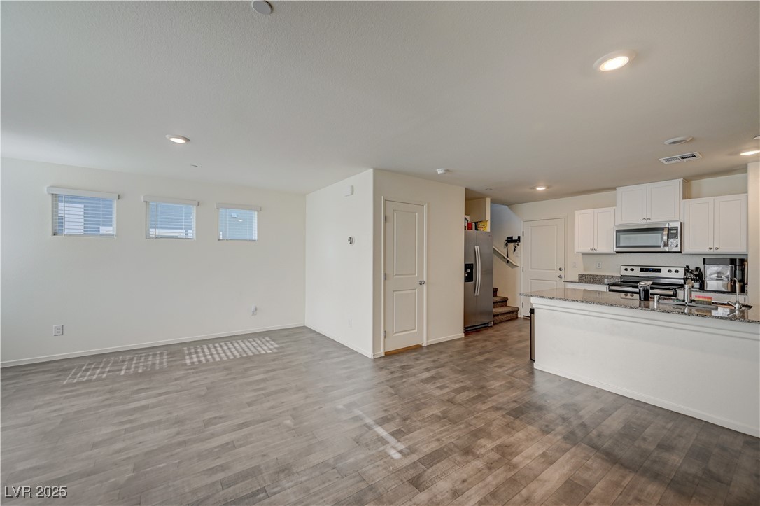 1131 Ruby Sparrow Street Property Photo 5