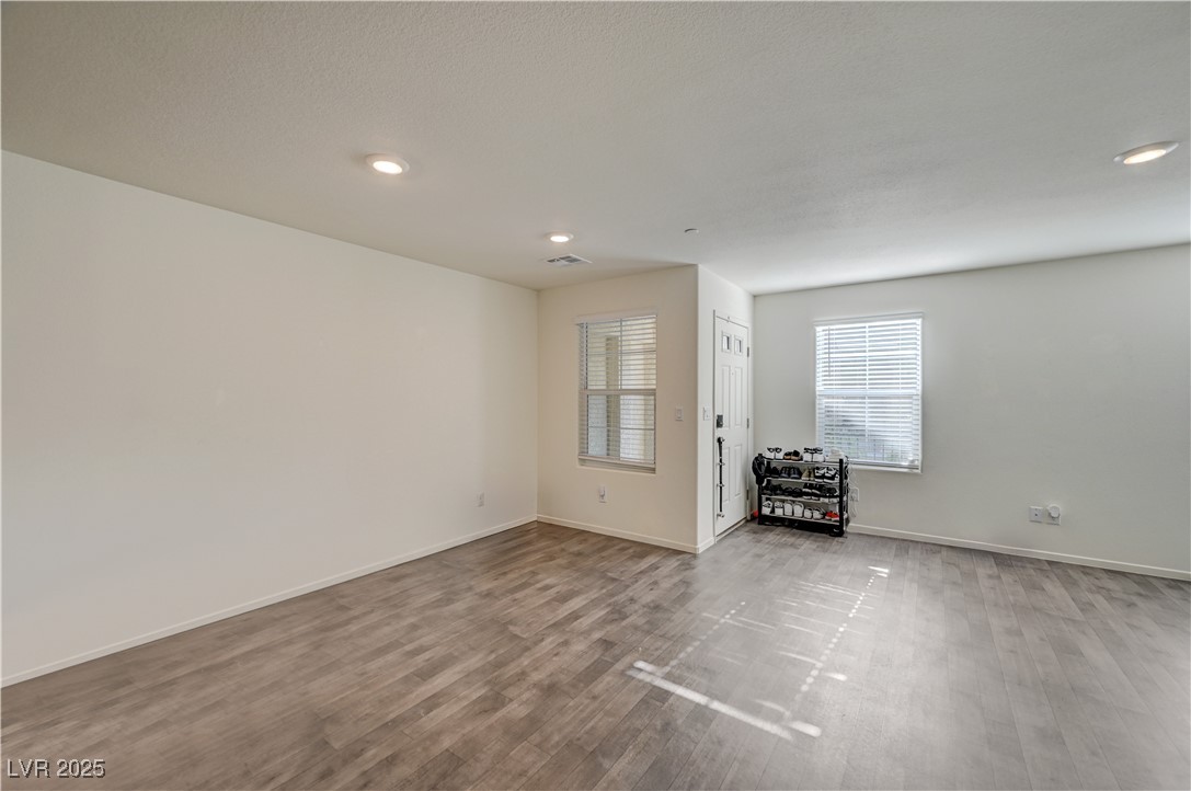 1131 Ruby Sparrow Street Property Photo 6