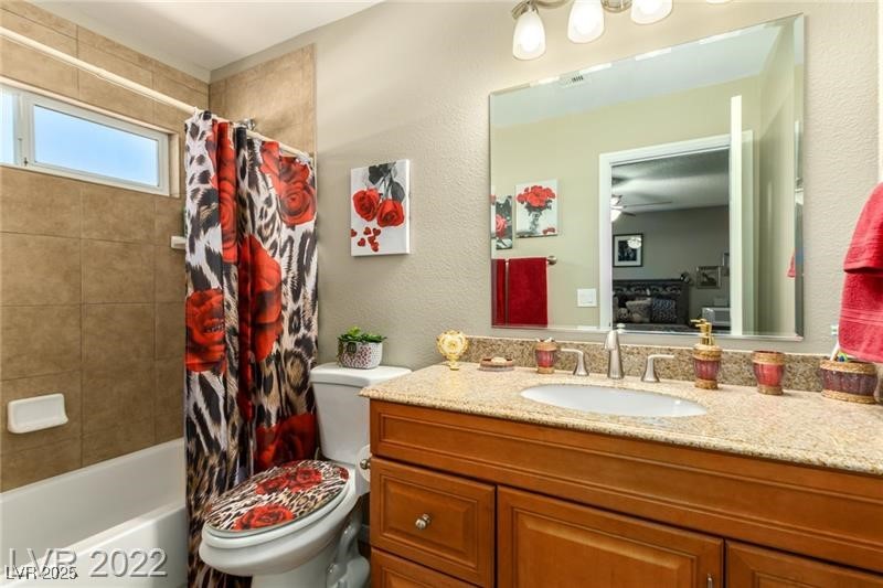 3393 Narod Street Property Photo 17