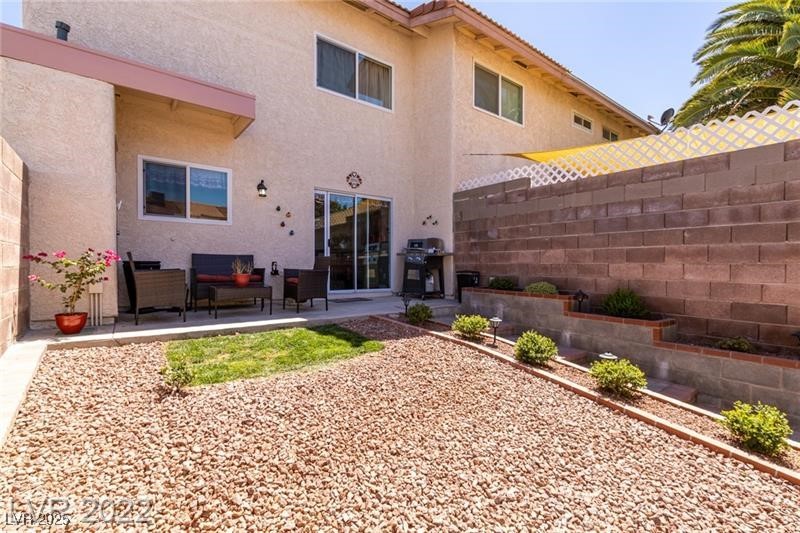 3393 Narod Street Property Photo 21