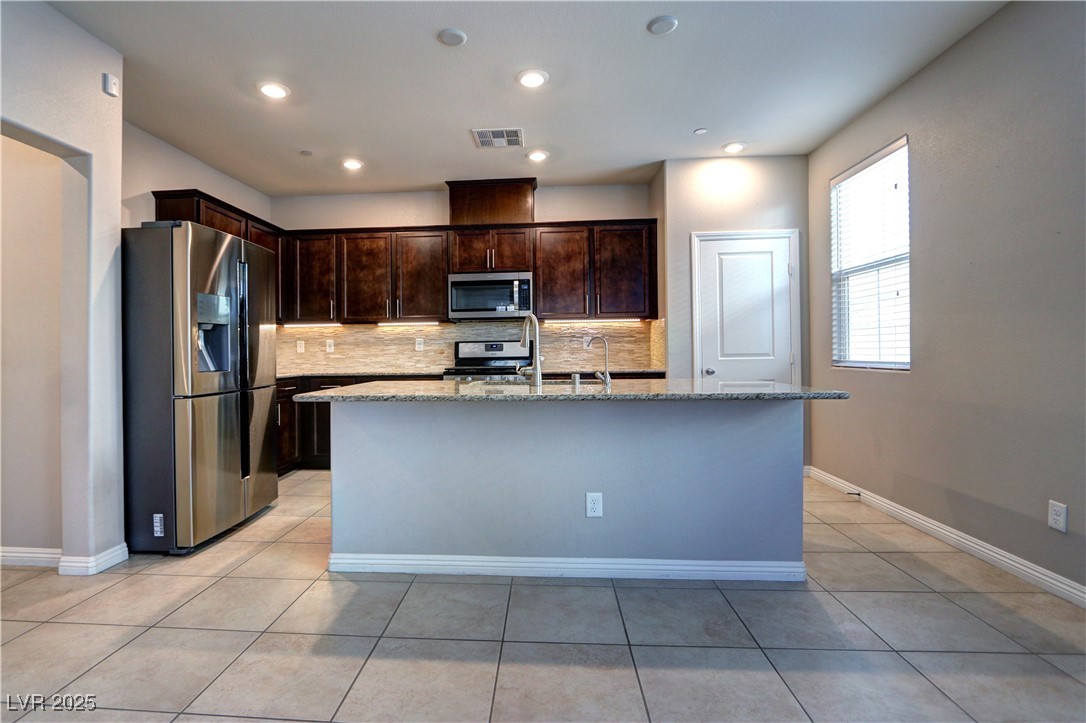 2865 Tanager Hill Street Property Photo 7