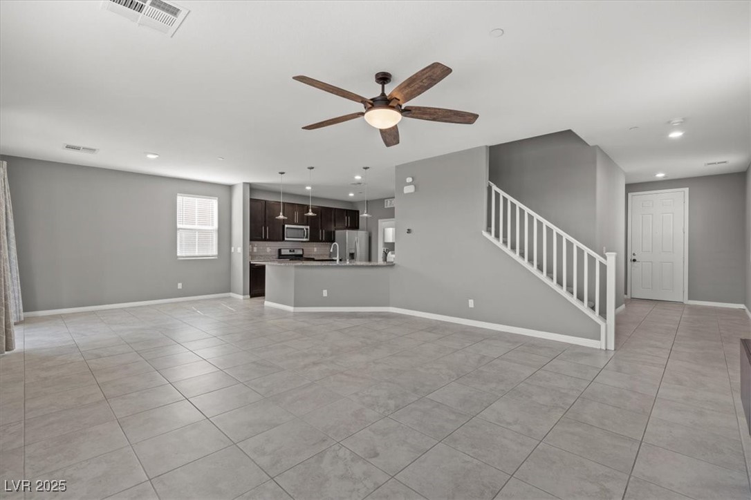 1404 Thurlow Court Property Photo 10