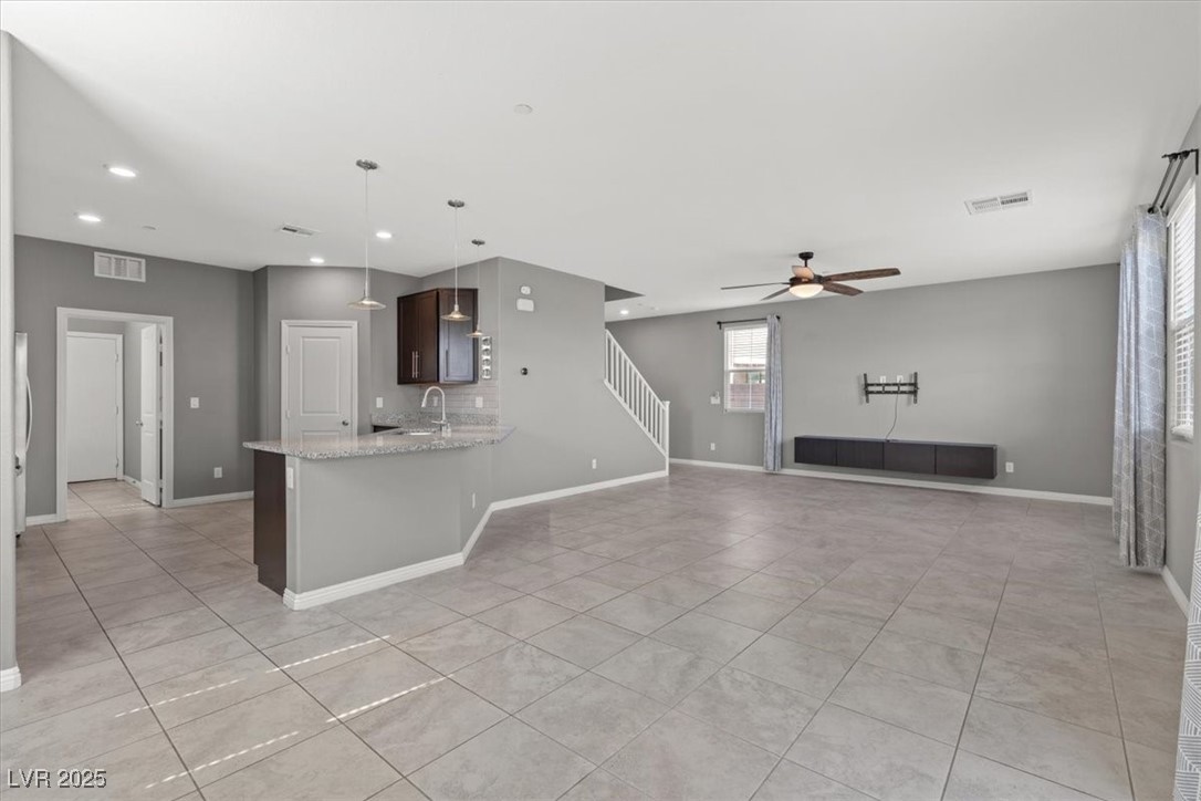 1404 Thurlow Court Property Photo 11