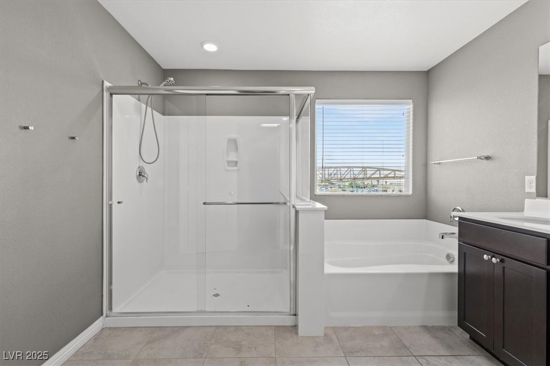 1404 Thurlow Court Property Photo 25