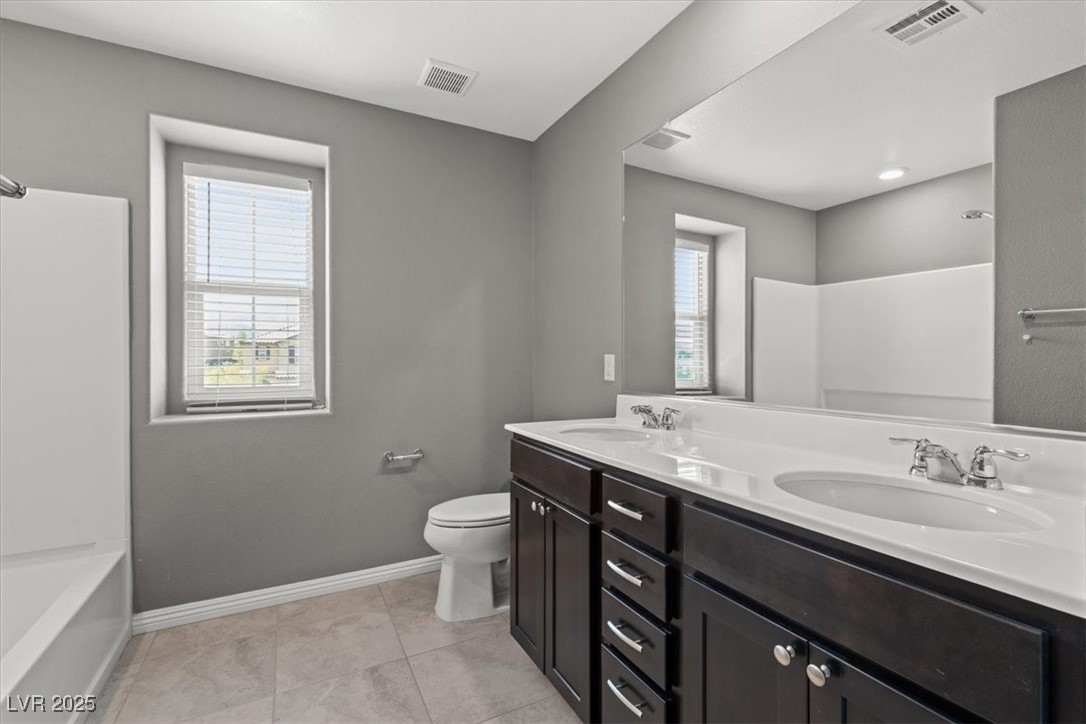 1404 Thurlow Court Property Photo 29