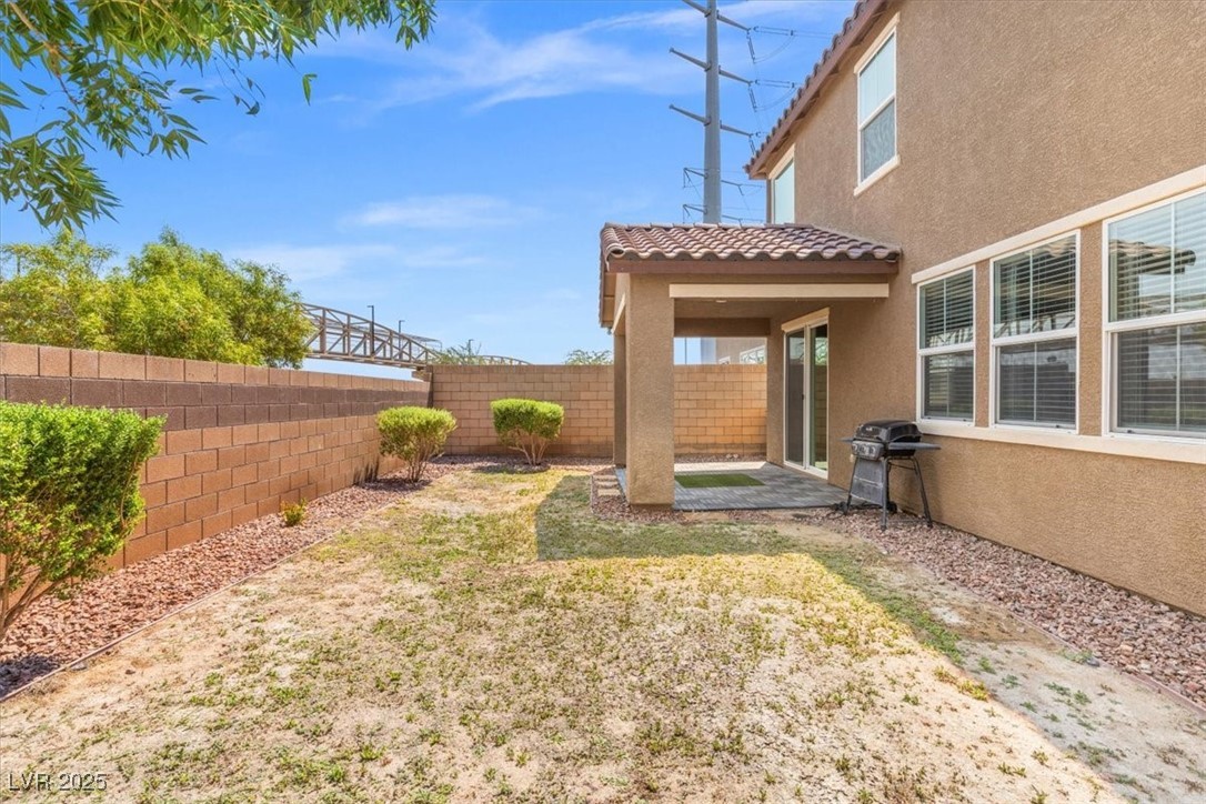 1404 Thurlow Court Property Photo 33