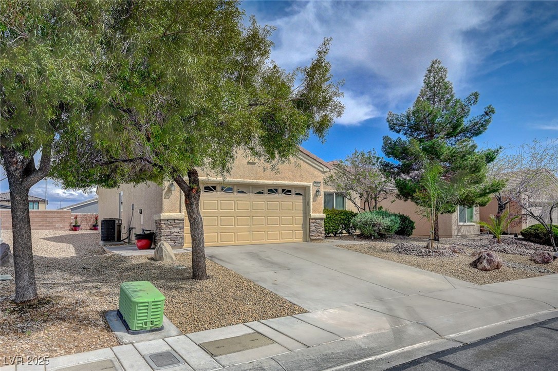7460 Chaffinch Street Property Photo 4