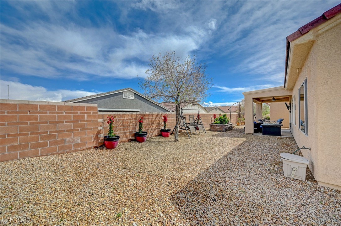 7460 Chaffinch Street Property Photo 42