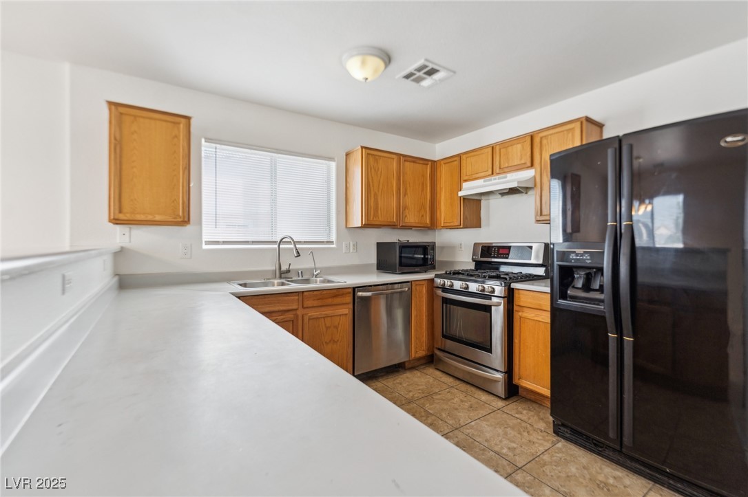3335 Sutters Fort Street Property Photo 4