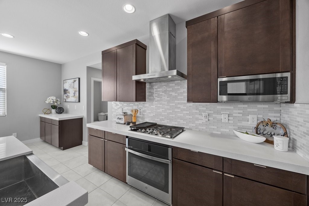 635 Pyrite Will Street Property Photo 3