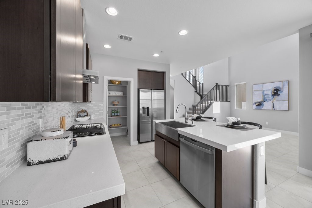 635 Pyrite Will Street Property Photo 5