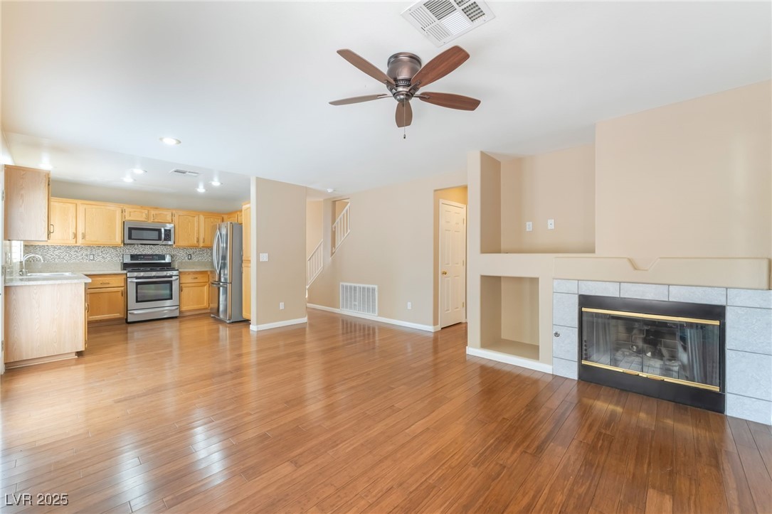 10204 Waseca Avenue Property Photo 10