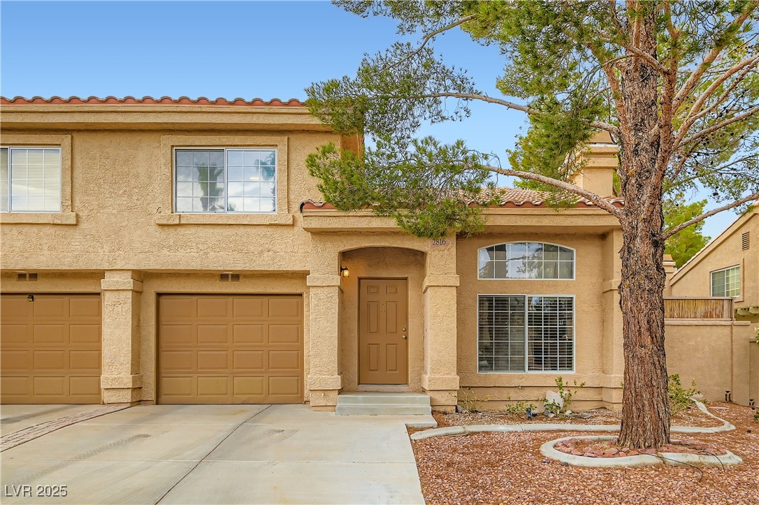 2816 Dawn Crossing Drive Property Photo 1