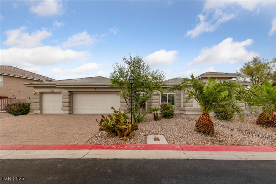 9208 Brilliant Ore Drive Property Photo 1