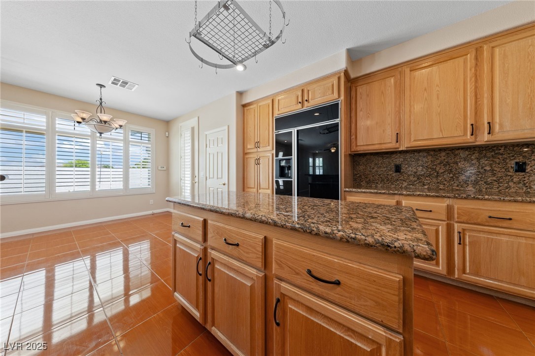 9208 Brilliant Ore Drive Property Photo 12