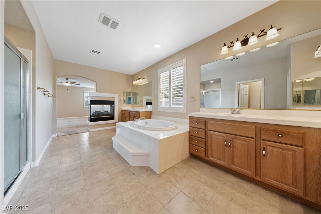 9208 Brilliant Ore Drive Property Photo 32