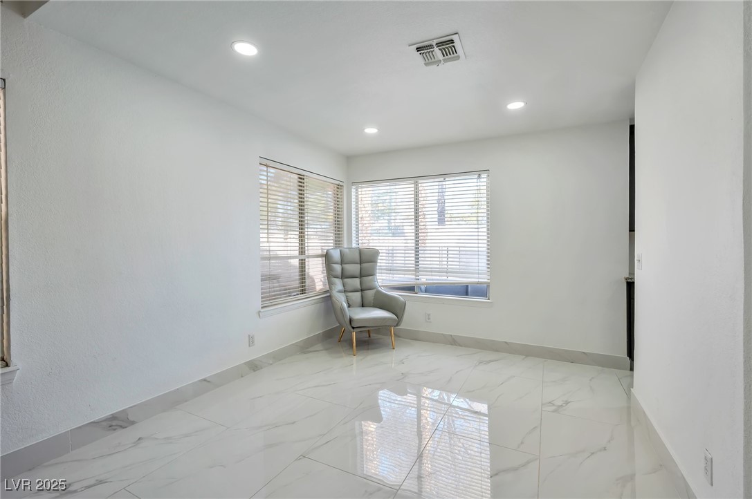 8404 Shore Breeze Drive Property Photo 24