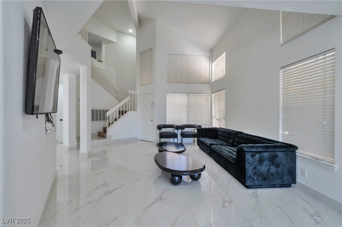 8404 Shore Breeze Drive Property Photo 25