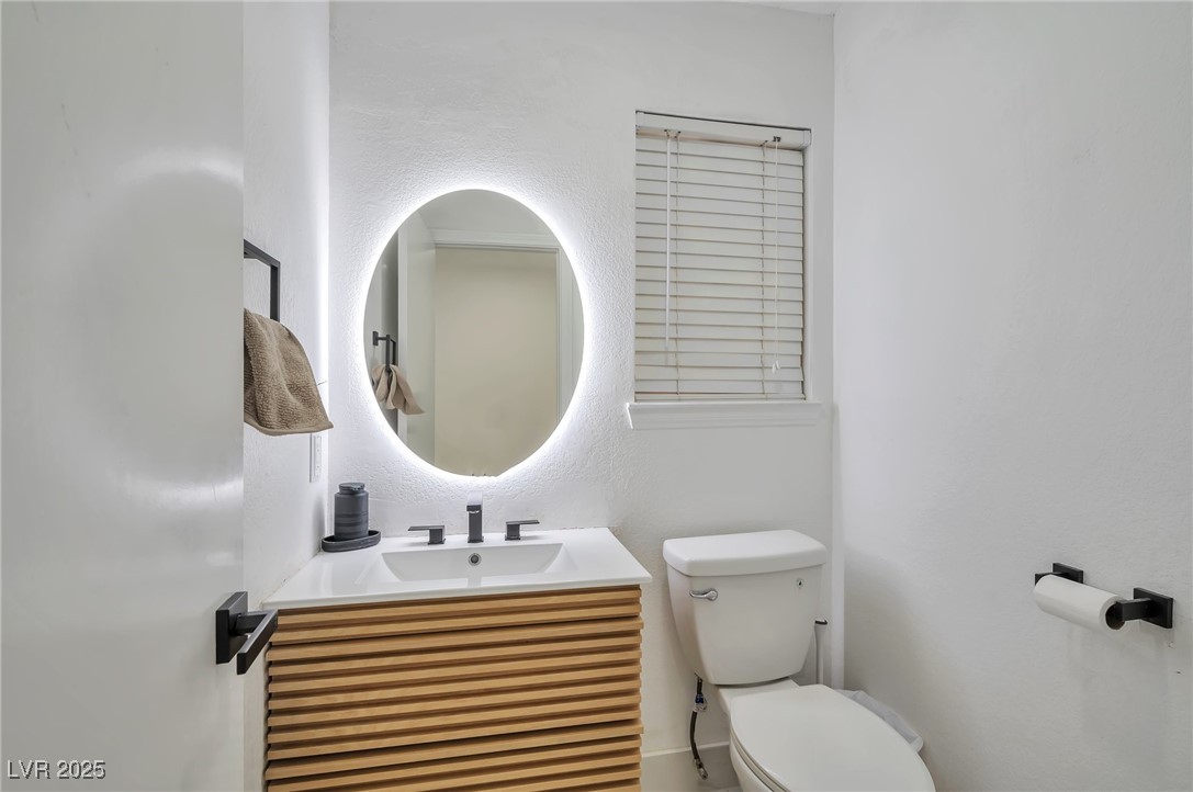 8404 Shore Breeze Drive Property Photo 34