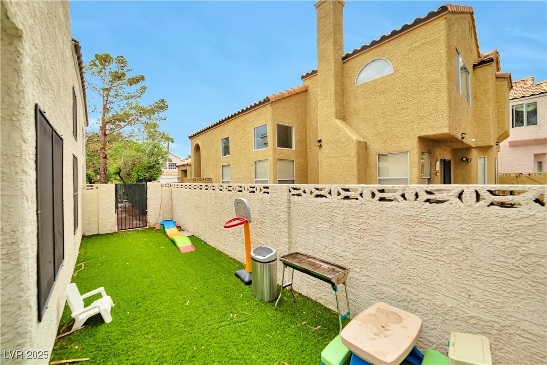 8404 Shore Breeze Drive Property Photo 52