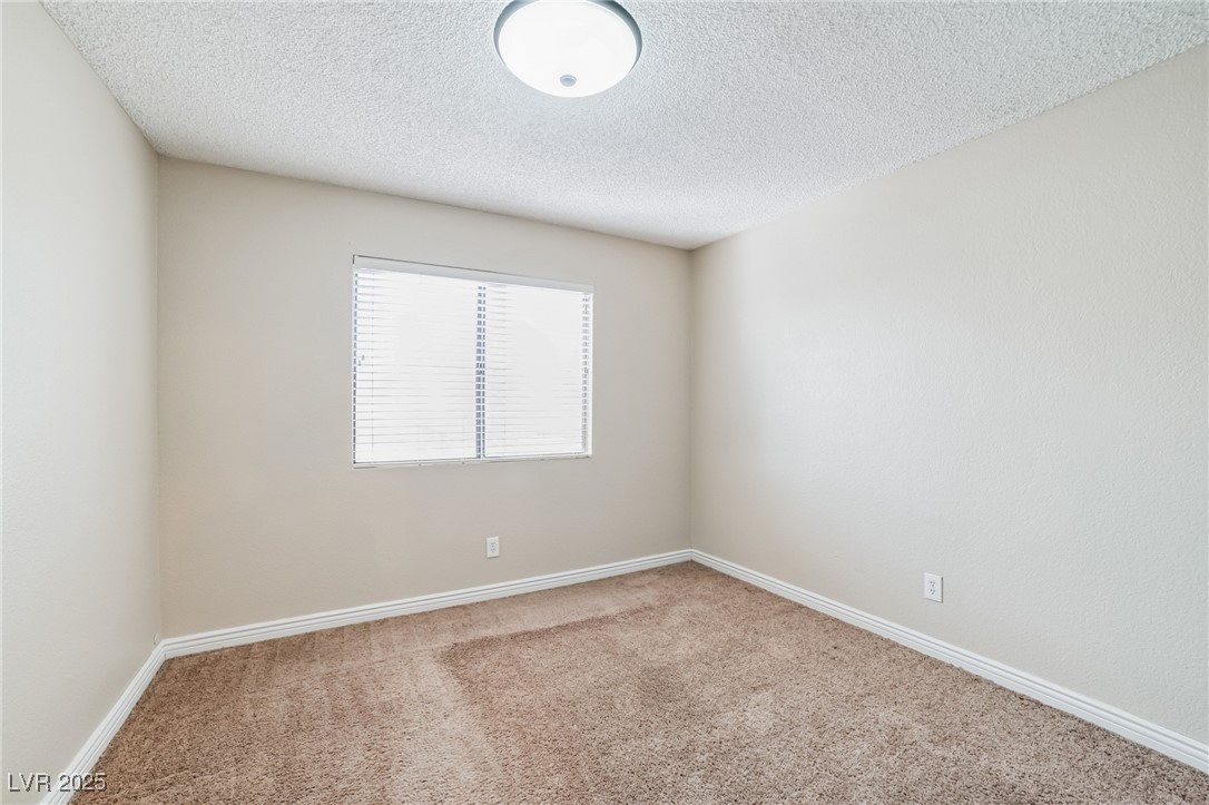 7105 Sixshooter Drive Property Photo 13