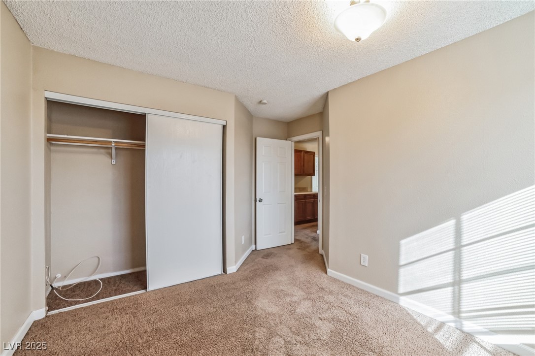 7105 Sixshooter Drive Property Photo 14