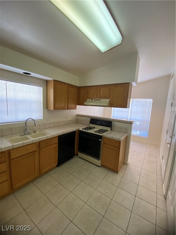 5005 Glenarden Drive Property Photo 10