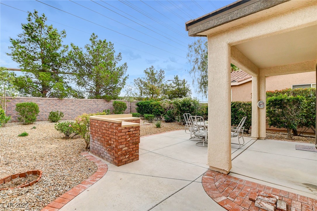 4508 Regalo Bello Street Property Photo 3