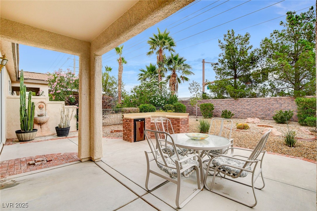 4508 Regalo Bello Street Property Photo 13