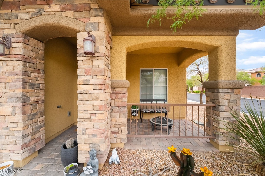 8143 Cheerful Valley Avenue Property Photo 4