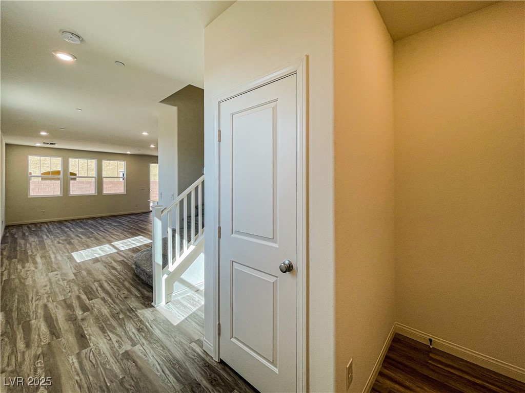 3212 Segesta Avenue Property Photo 2