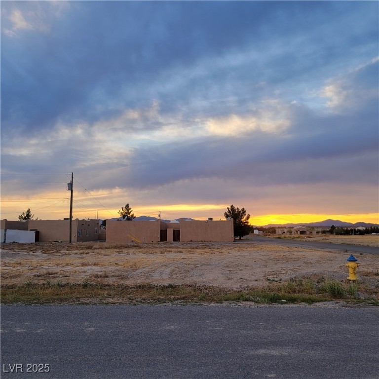 1620 Pershing Avenue Property Photo 4