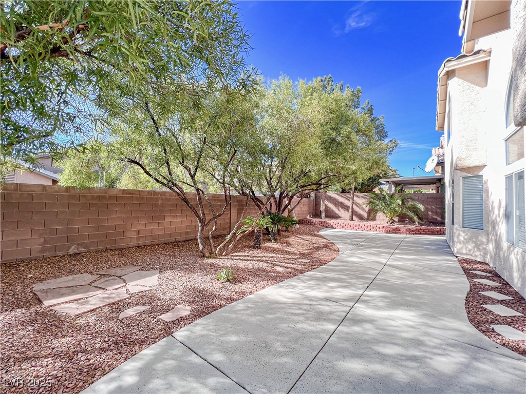 9775 Gallo Drive Property Photo 34