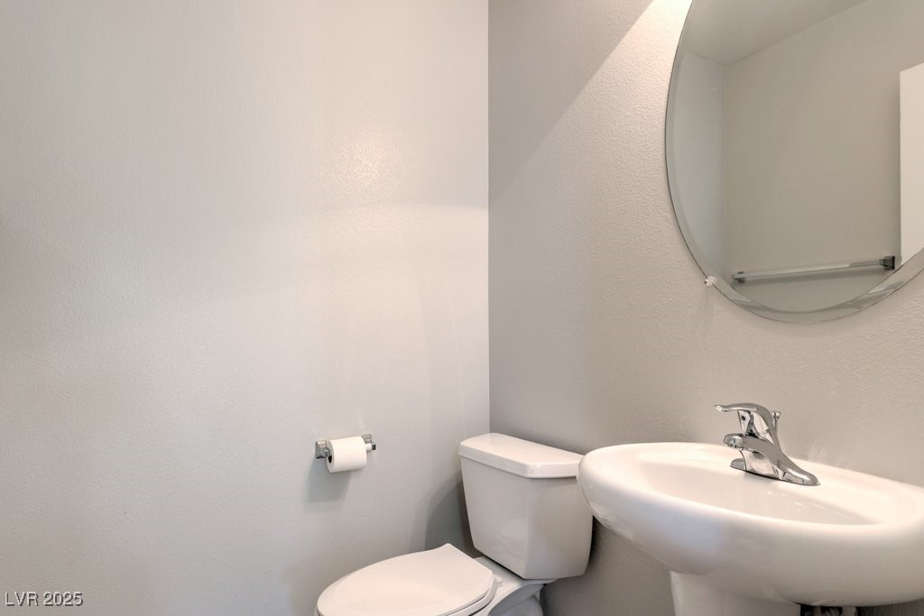 9065 Tantalizing Avenue Property Photo 16