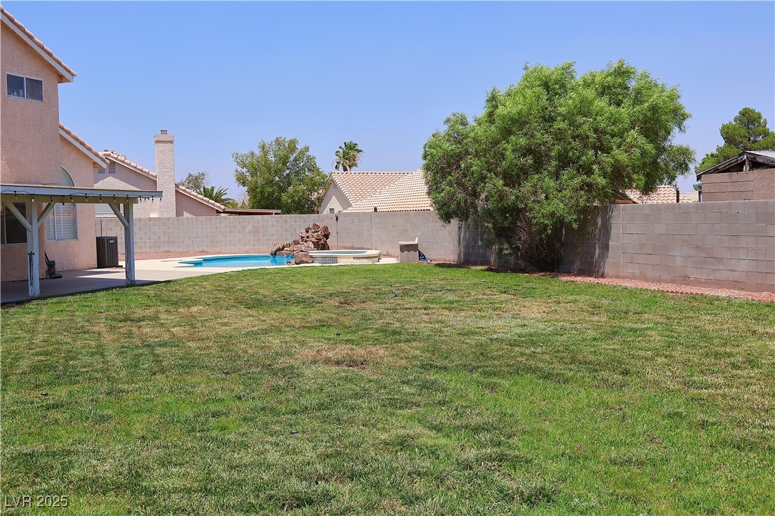6492 Silent Pine Avenue Property Photo 14