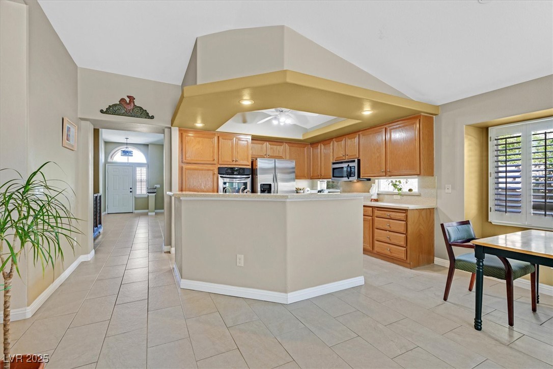 9513 Mountainair Avenue Property Photo 12