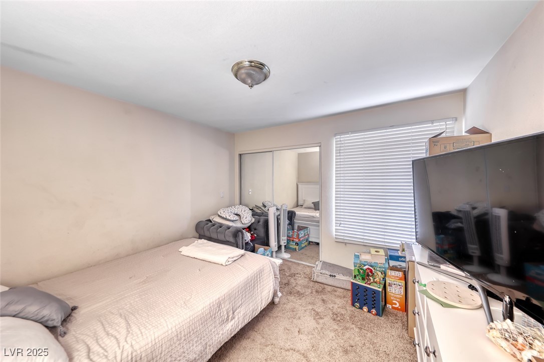 4400 South Jones Boulevard 2061 Property Photo 12