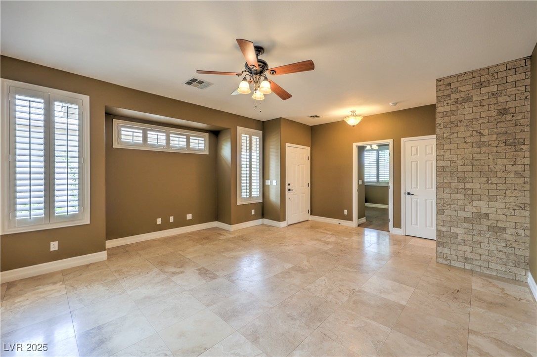 233 Ventana Heights Street Property Photo 10