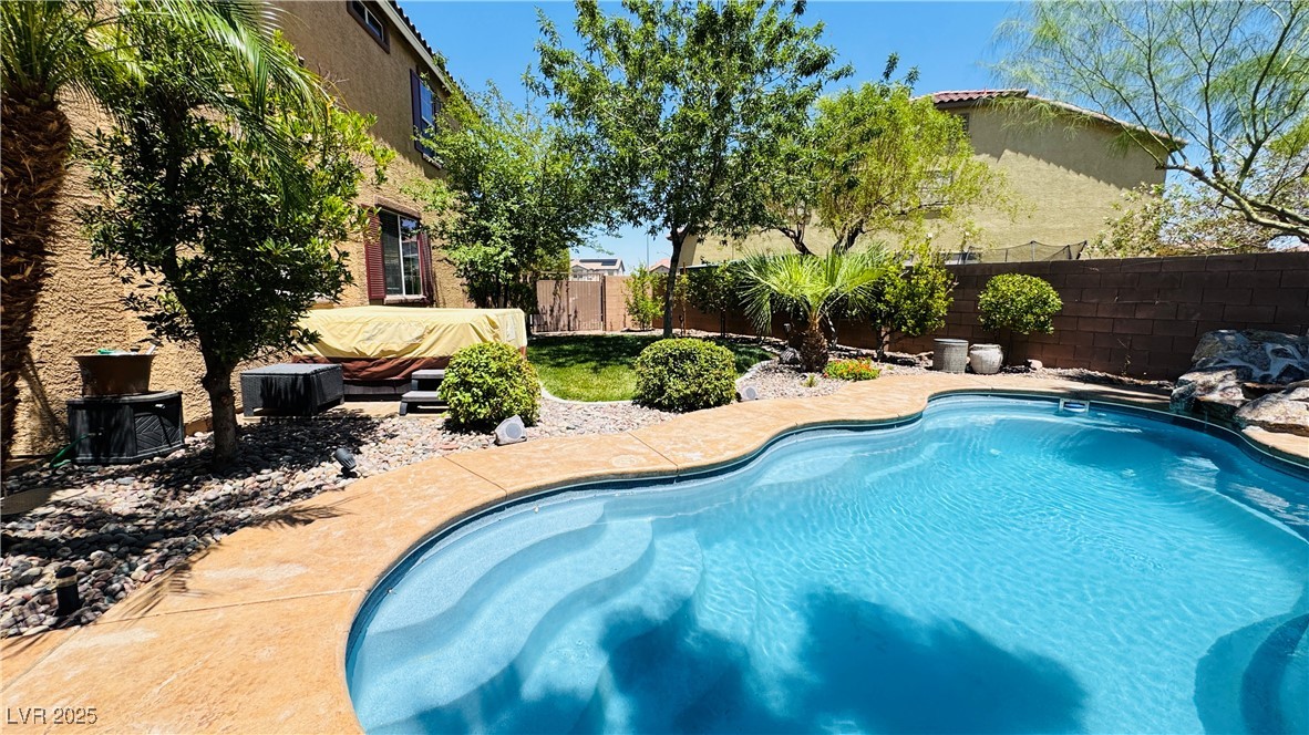 55 Crescent Palm Court Property Photo 64