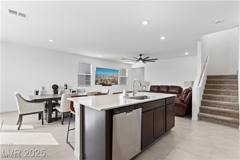 10106 Queens Pearl Street Property Photo 10