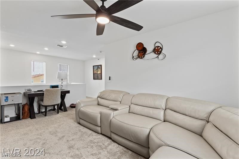 10106 Queens Pearl Street Property Photo 22