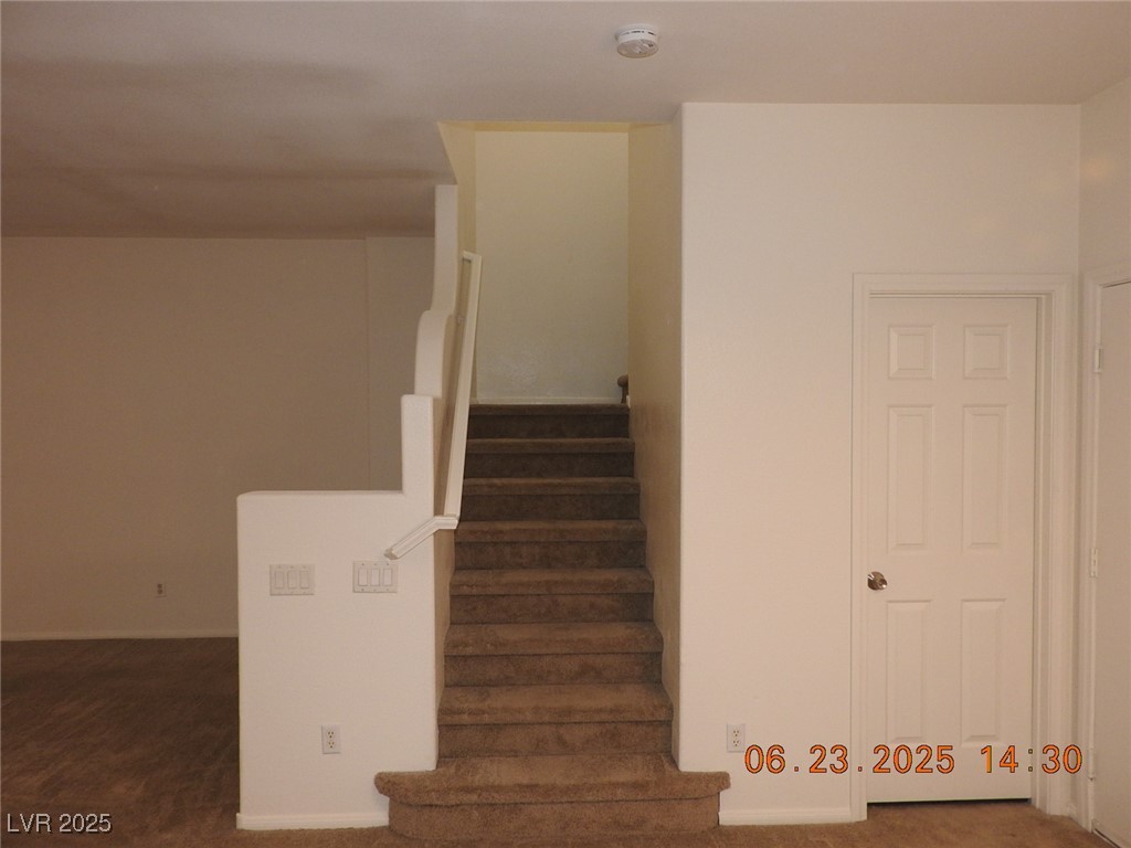 707 Sea Harbor Court Property Photo 12