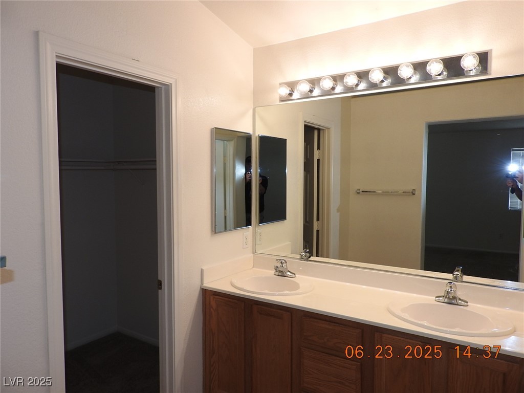 707 Sea Harbor Court Property Photo 23