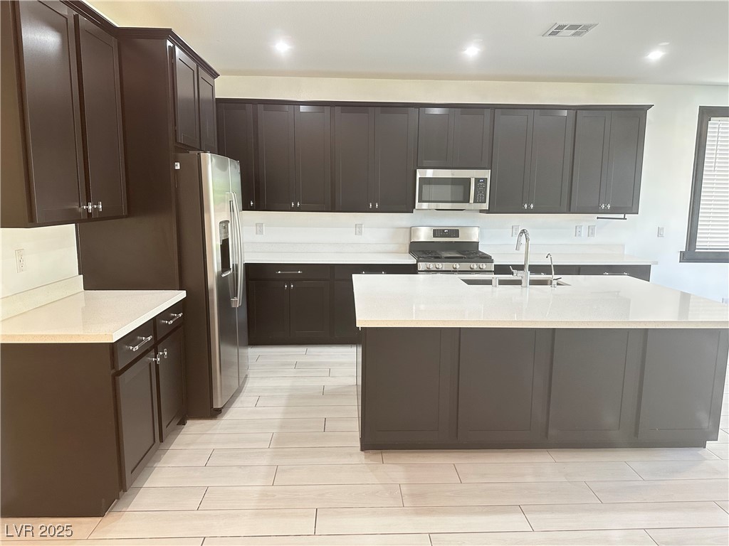 9565 Camelback Creek Drive Property Photo 14