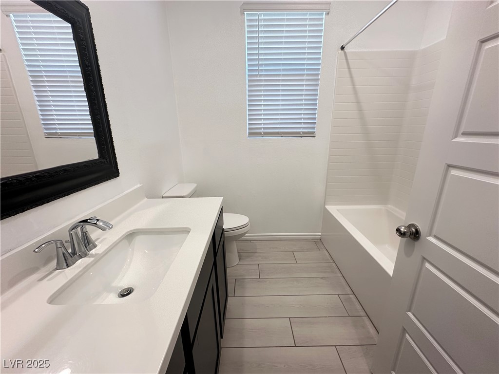 9565 Camelback Creek Drive Property Photo 25