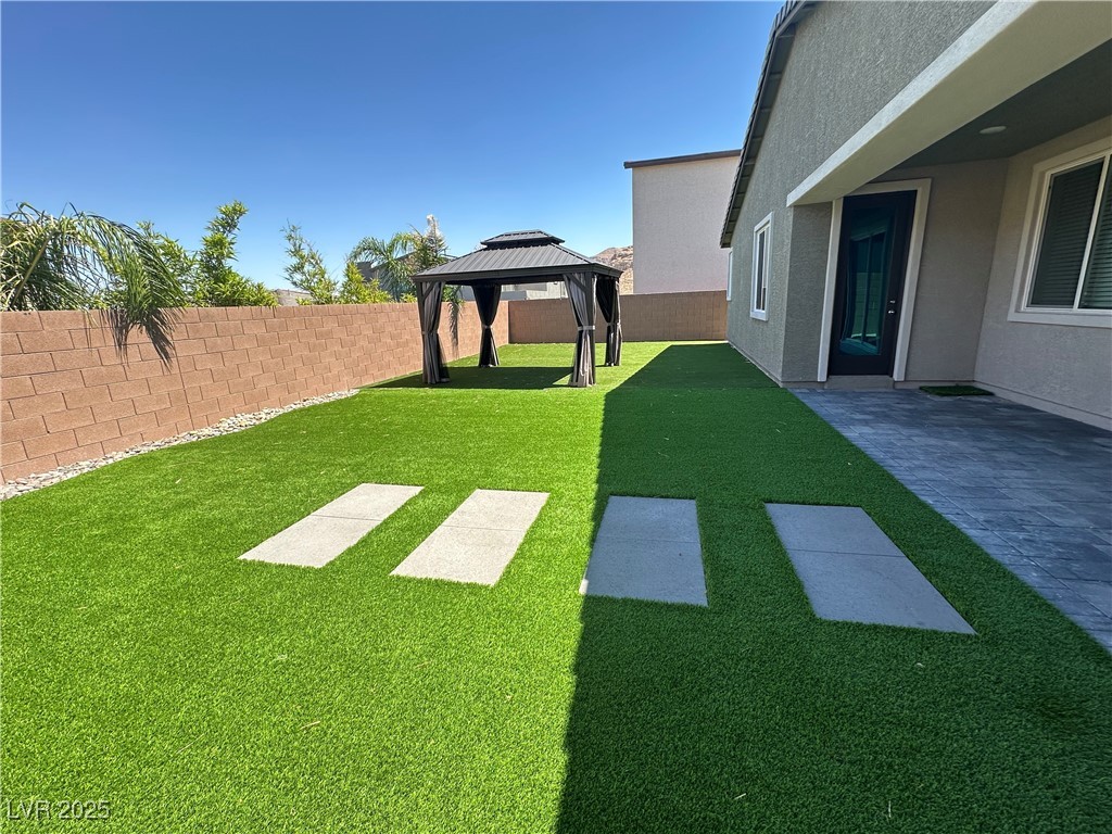 9565 Camelback Creek Drive Property Photo 32