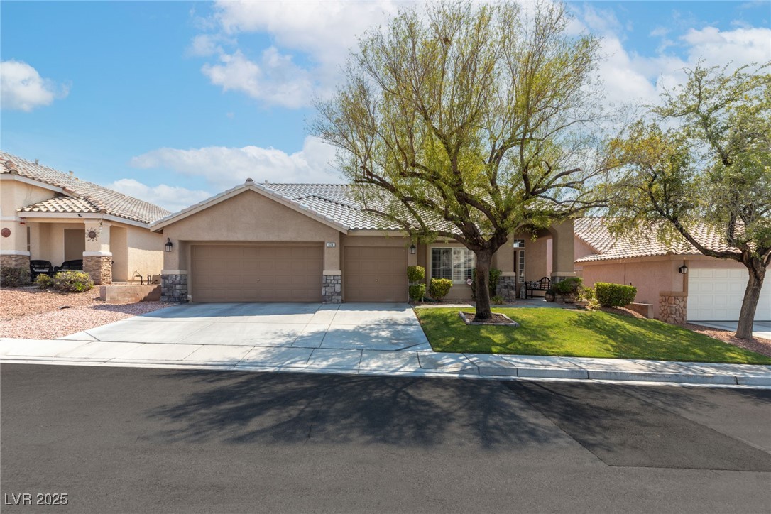 679 Great Dane Court Property Photo 1